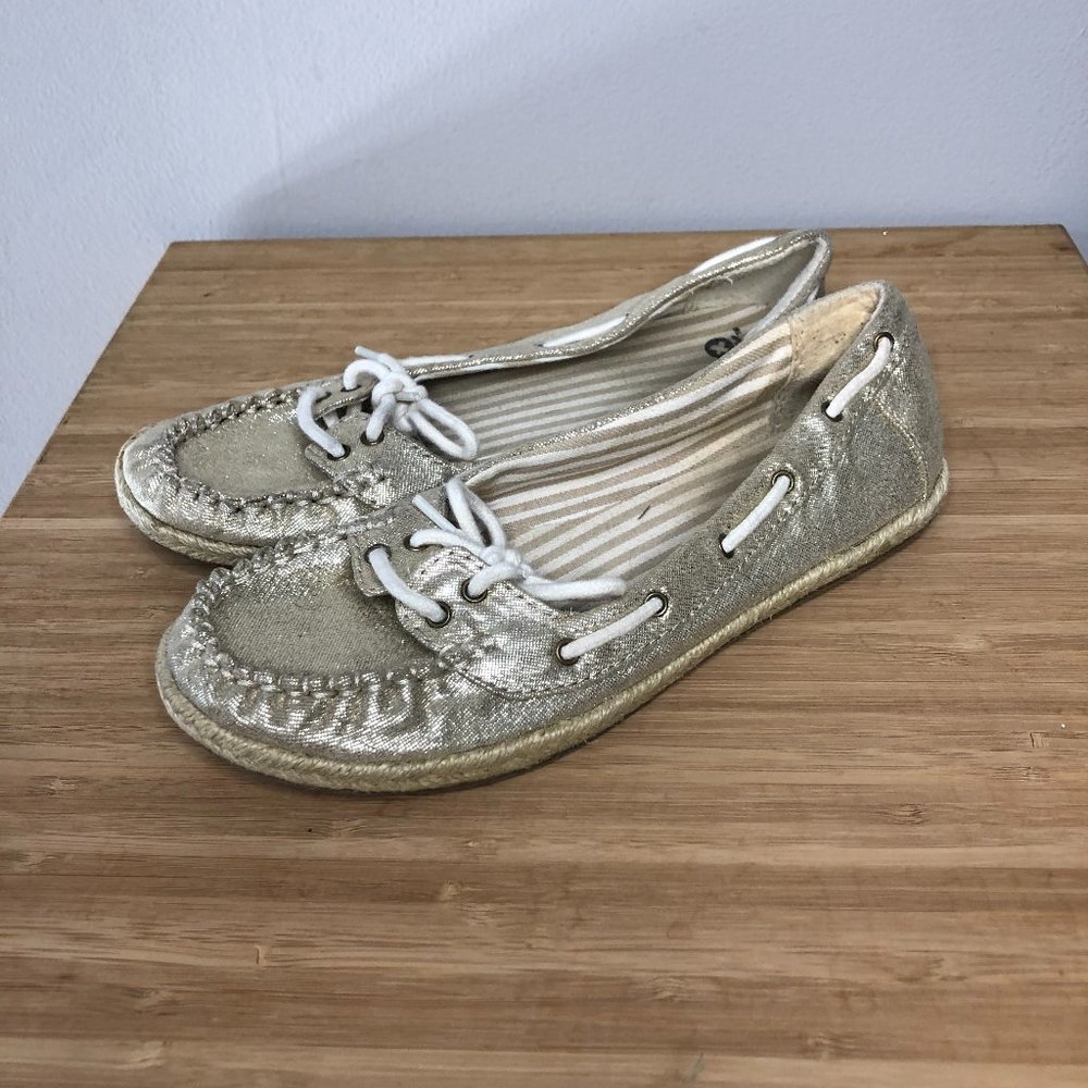 Women's SO Brand Casual Flats Gold Shimmer Size 6.5 Medium
